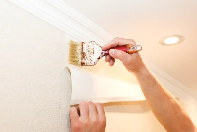 Pose de papier peint au Châtelier — revêtements muraux et toiles de verre